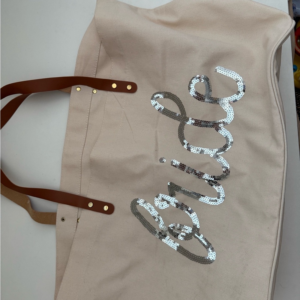 Stylish Beige Tote Bag with Sequins